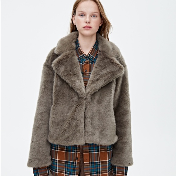 PULL&BEAR Faux Fur Coat L - Picture 3 of 16